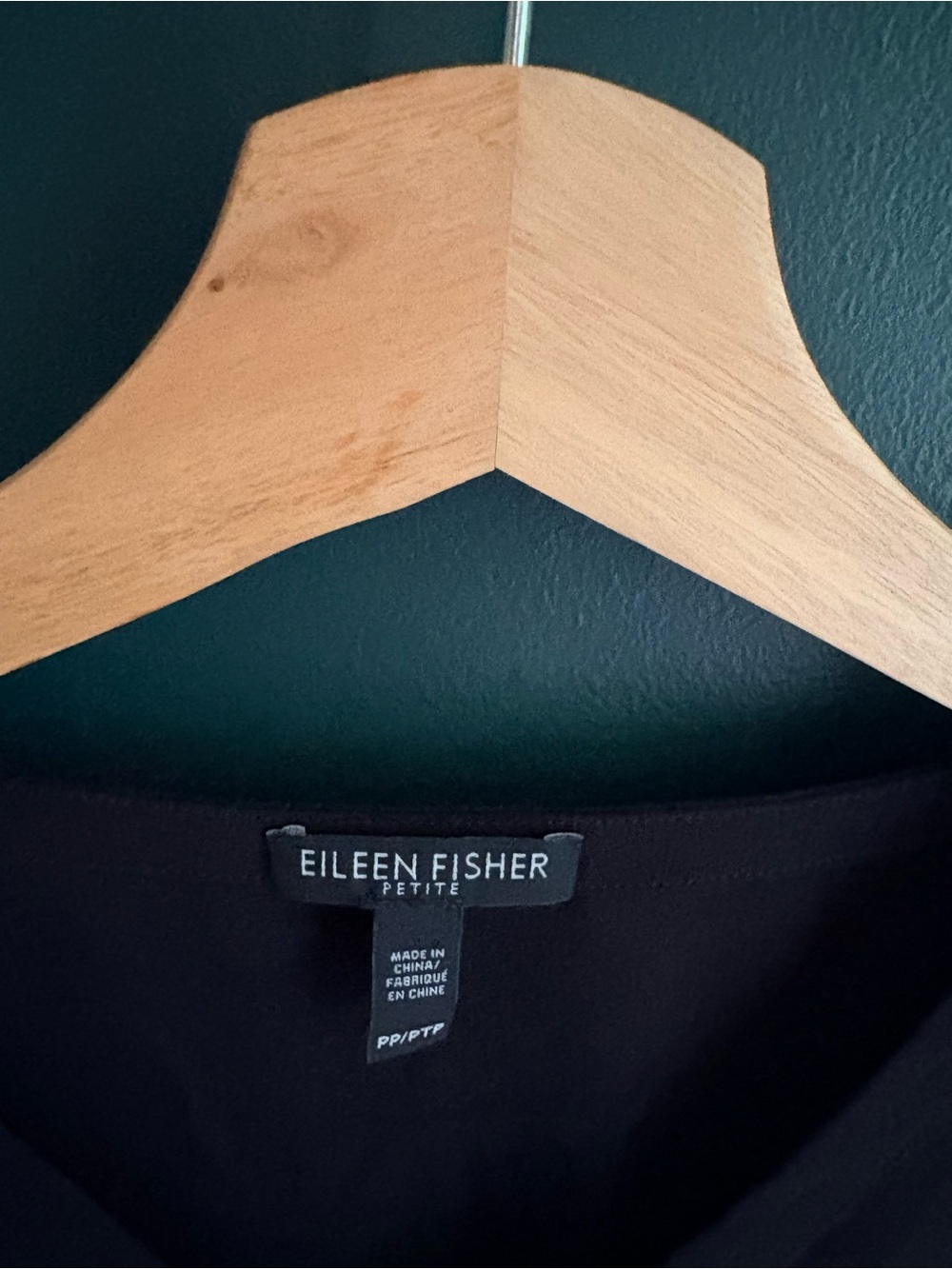 Eileen Fisher Silk Georgette Crepe V-Neck Top in Black - Picture 2 of 4